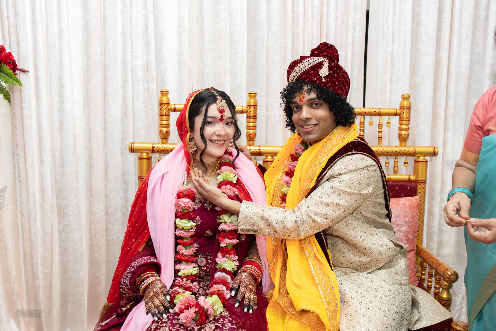 candid wedding moments vancouver